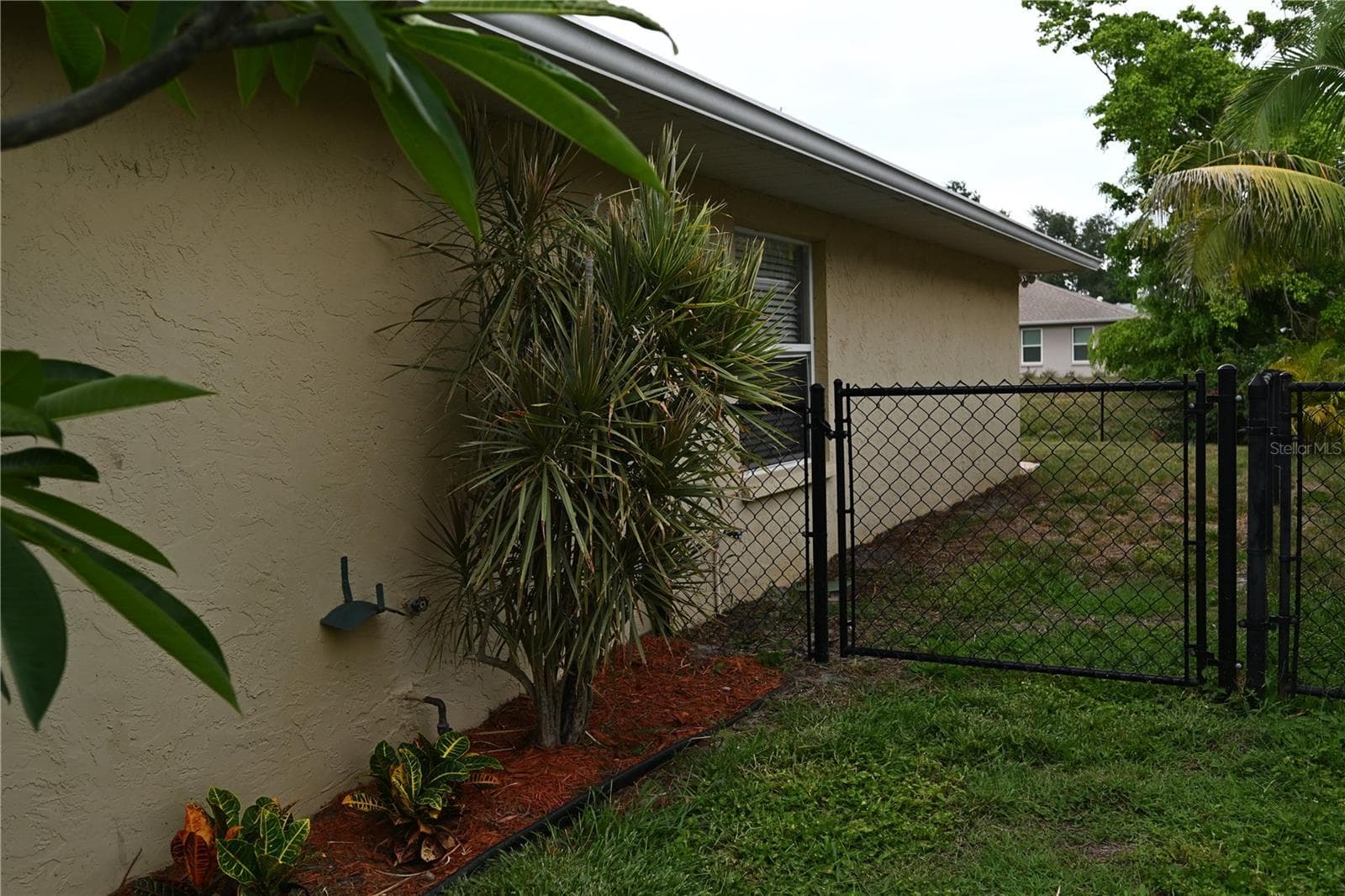 Single Family Residence at 2043 OLD TRENTON LN, SARASOTA, photo 40 of 48