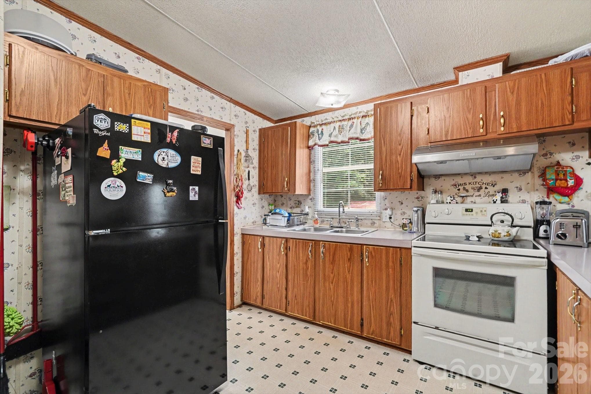 Single Family Residence at 4665 Blade Run Road, Edgemoor, photo 9 of 28