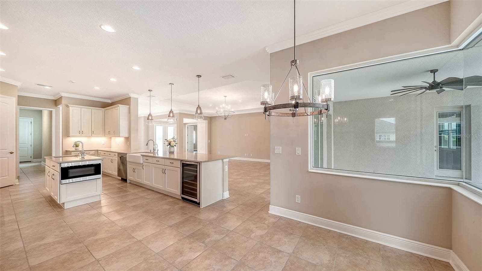 Dinette - 3503 RECURVE CIR, SARASOTA