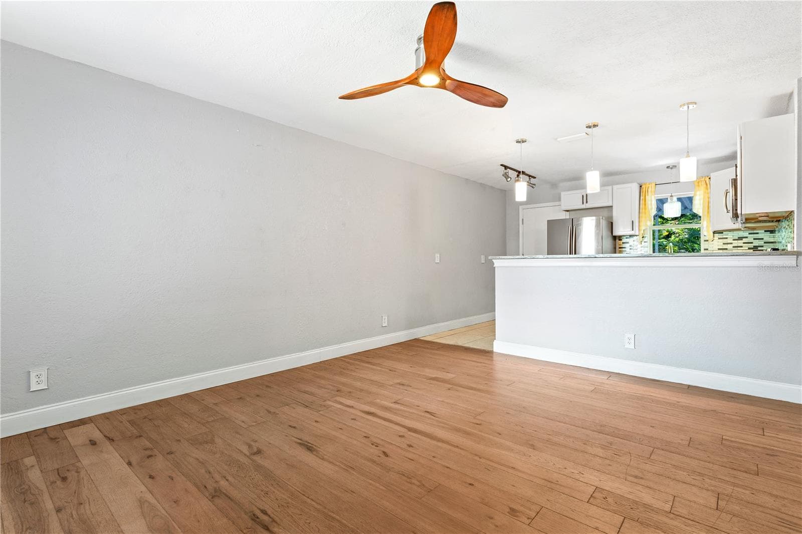 Quadruplex at 1230 70TH ST N, ST PETERSBURG, photo 9 of 46