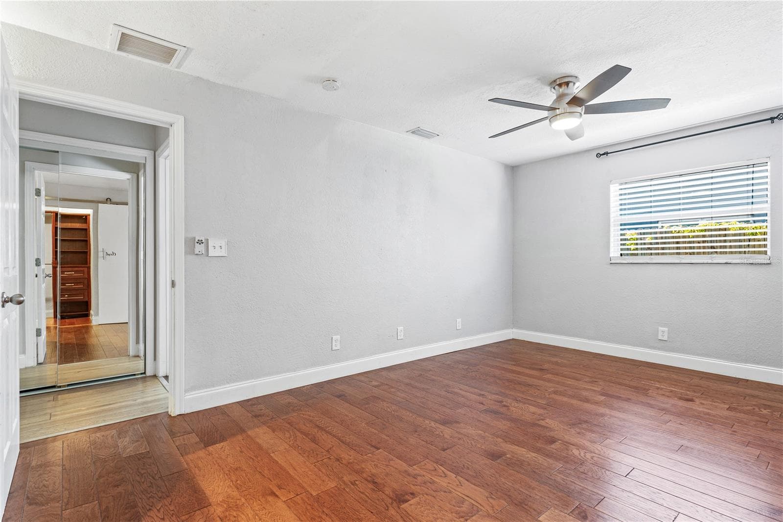 Quadruplex at 1230 70TH ST N, ST PETERSBURG, photo 13 of 46