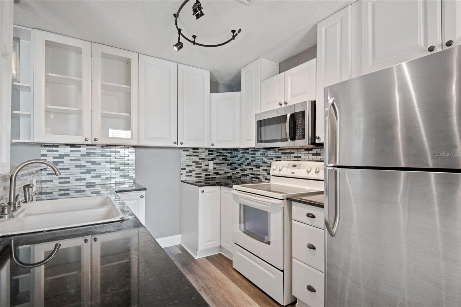 Quadruplex at 1230 70TH ST N, ST PETERSBURG, photo 32 of 46