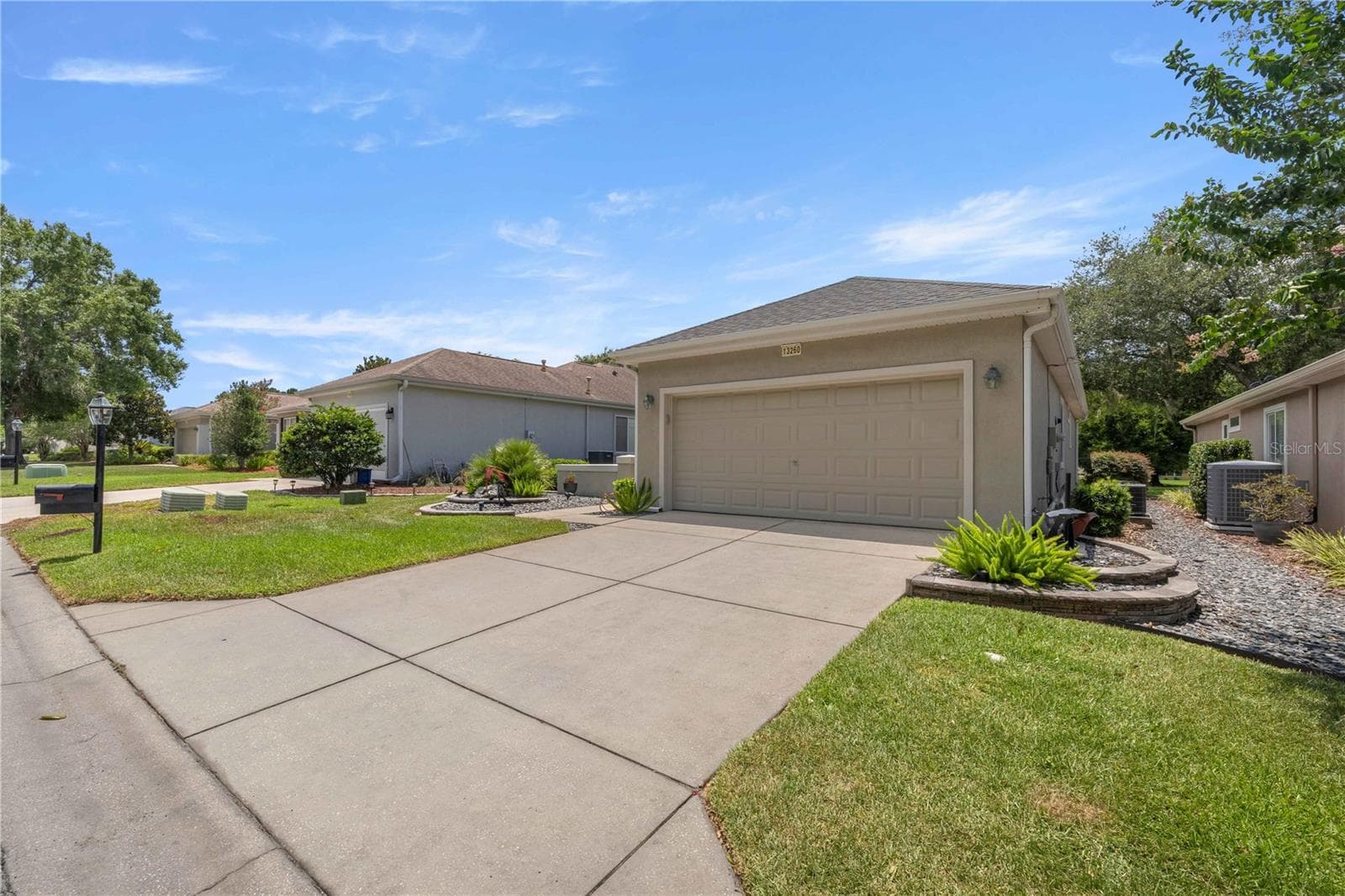 Single Family Residence at 13260 SE 92ND COURT RD, SUMMERFIELD, photo 2 of 76