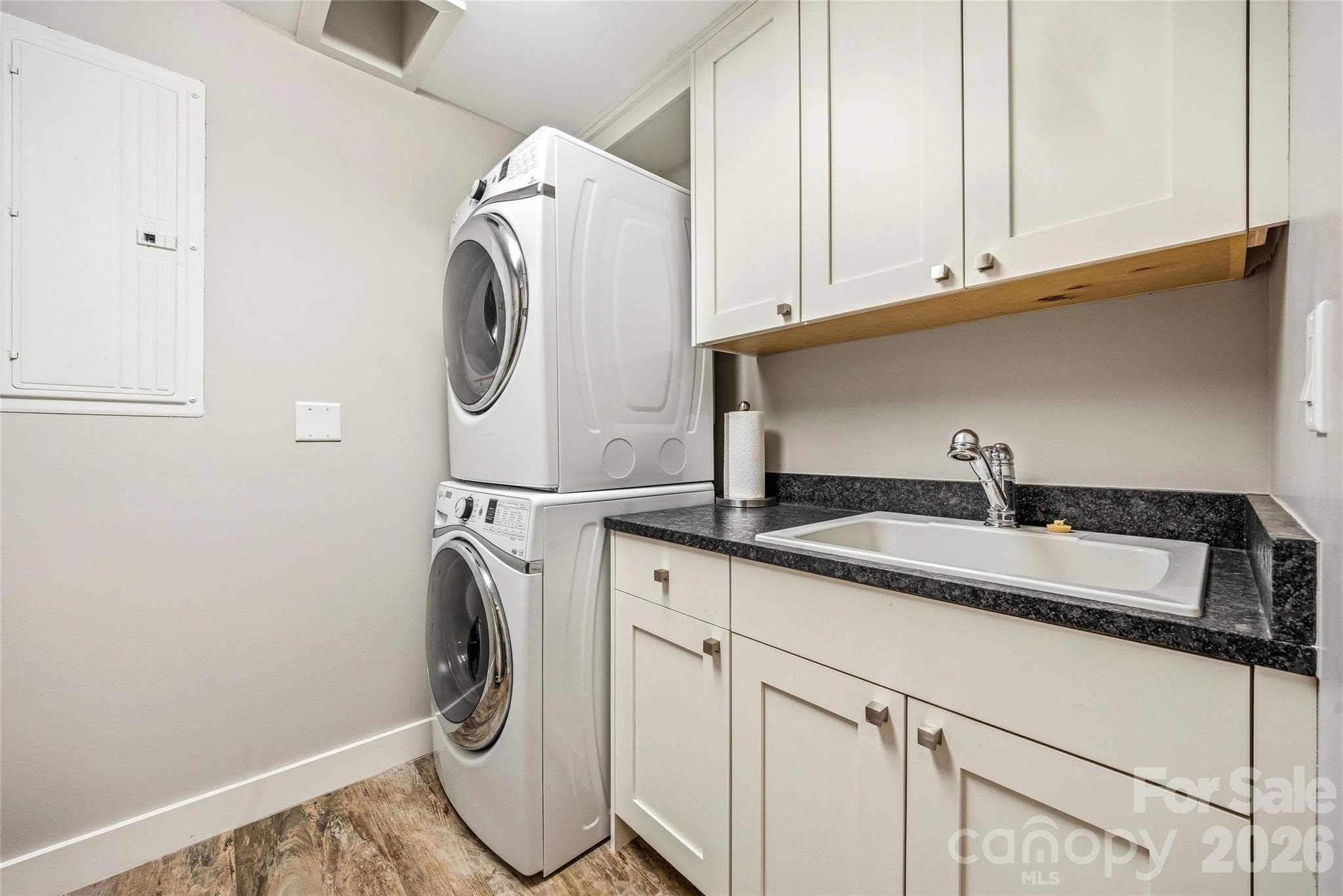 downstairs laundry - 233 Tanglewood Lane, Saluda