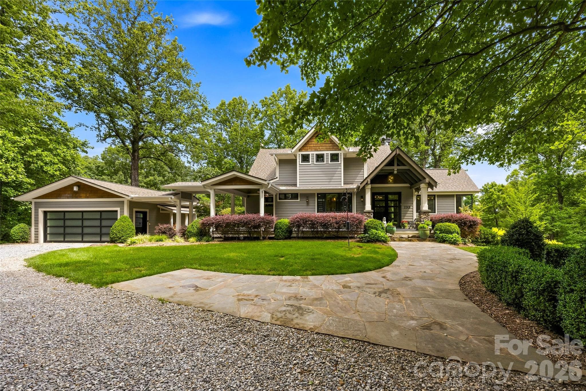 Stone drive - 233 Tanglewood Lane, Saluda