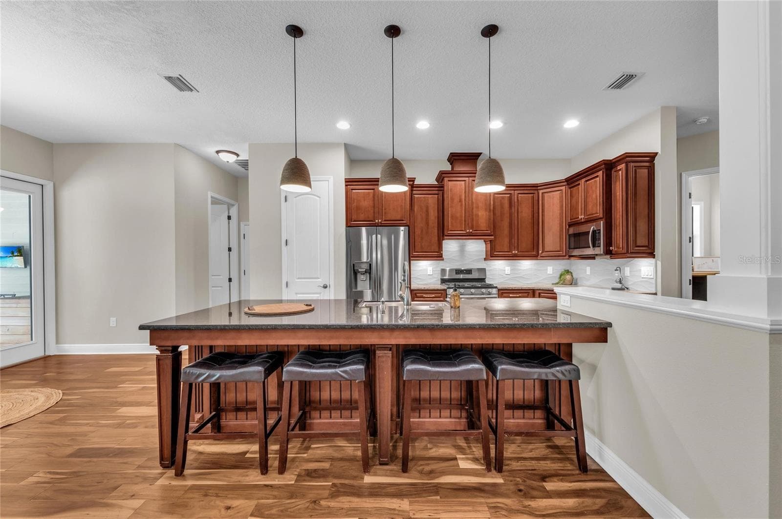 Single Family Residence at 5911 RIVER FOREST CIR, BRADENTON, photo 18 of 70