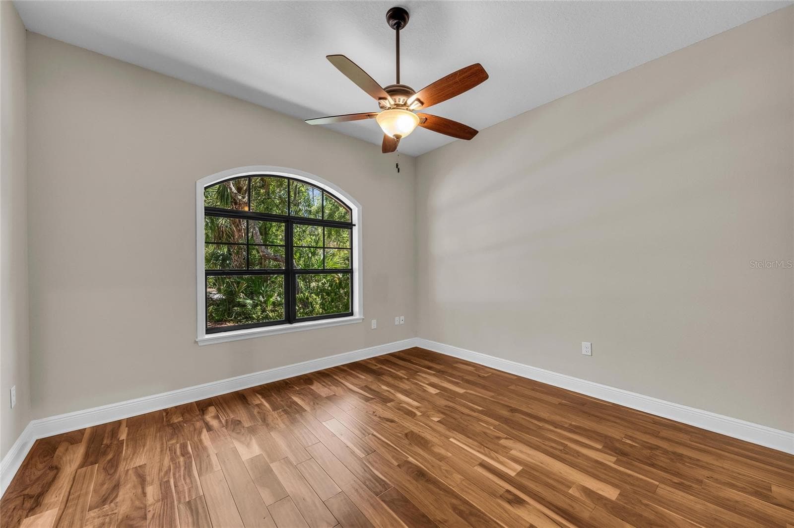 Office - 5911 RIVER FOREST CIR, BRADENTON
