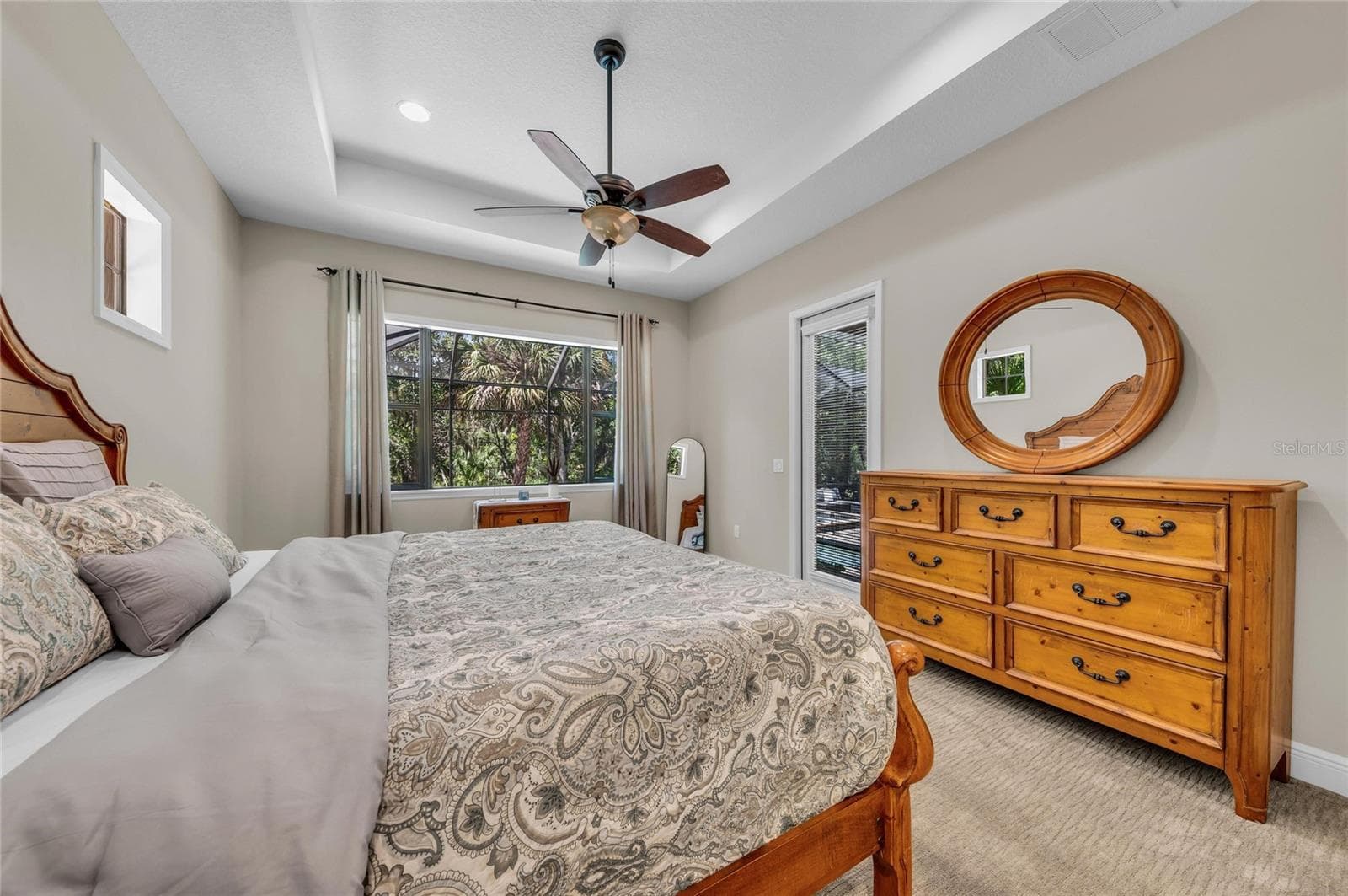 Primary bedroom - 5911 RIVER FOREST CIR, BRADENTON