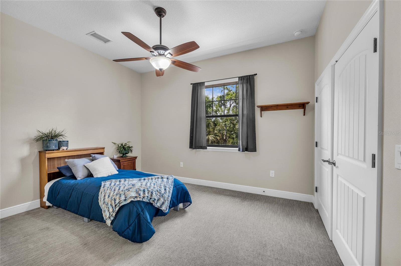 bedroom 2 - 5911 RIVER FOREST CIR, BRADENTON