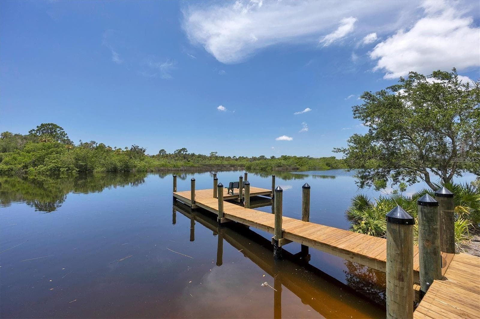Single Family Residence at 5911 RIVER FOREST CIR, BRADENTON, photo 68 of 70