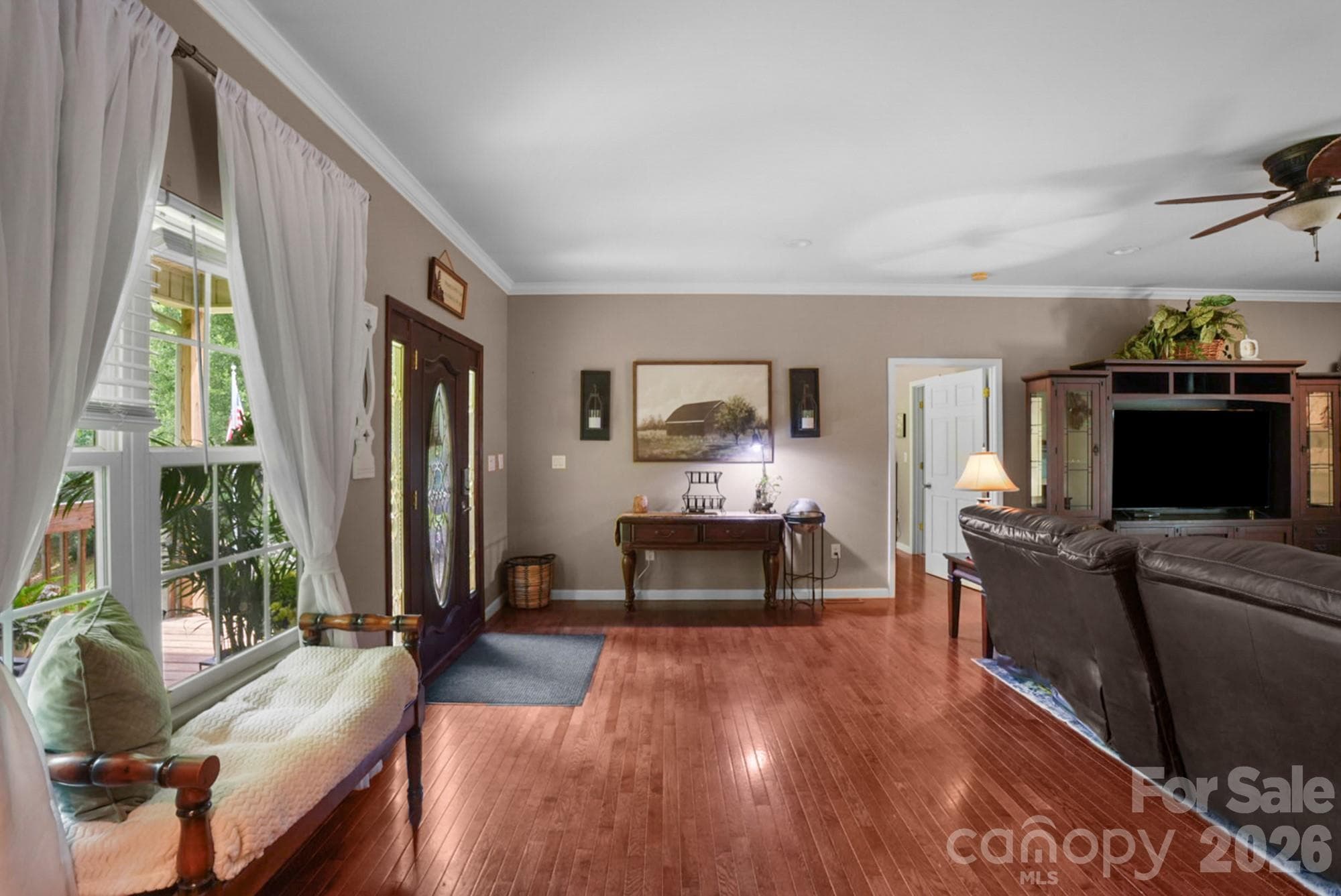 Main Living Room - 90 King Road, Weaverville