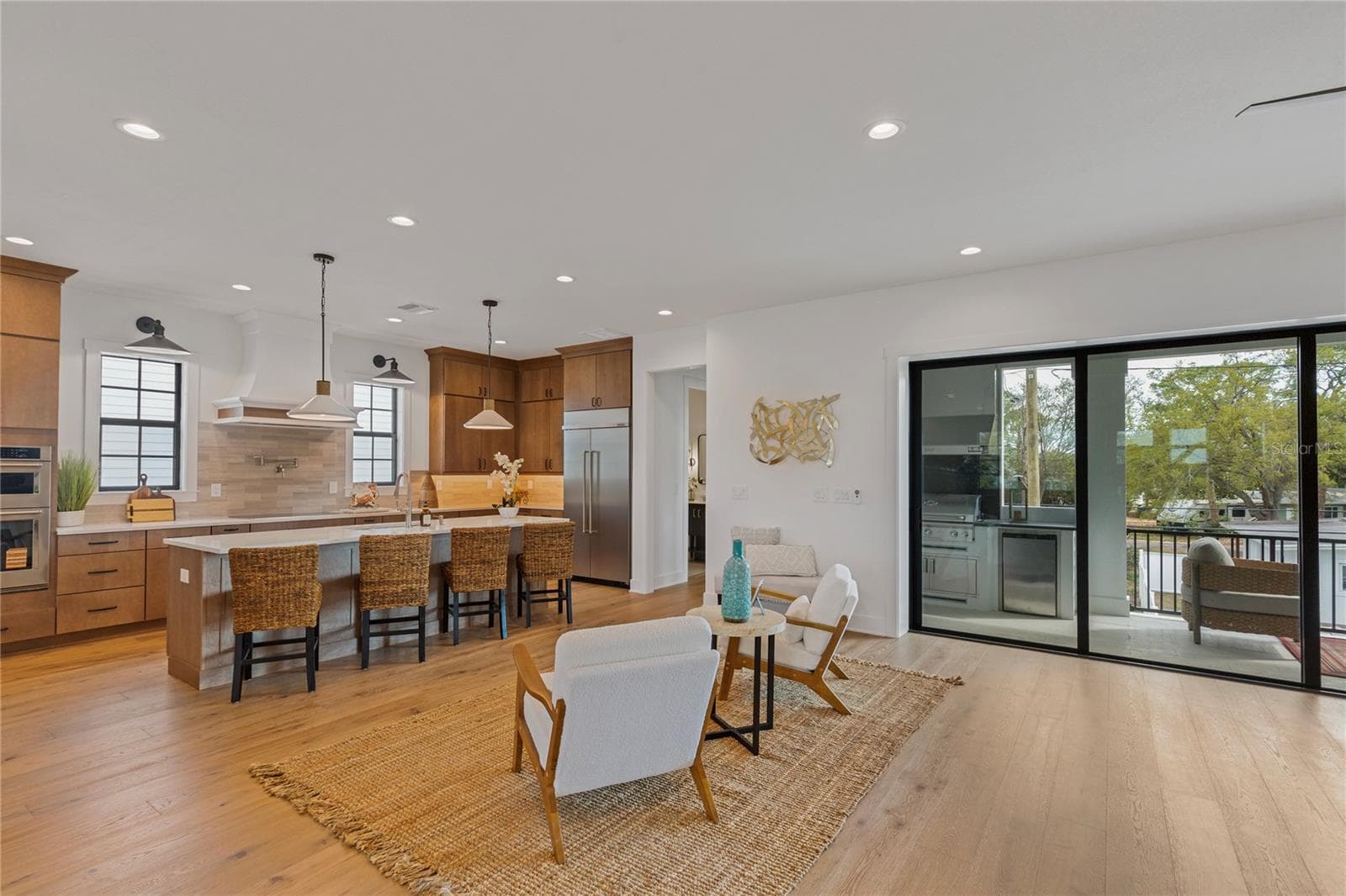 Single Family Residence at 220 90TH AVE NE, ST PETERSBURG, photo 14 of 85