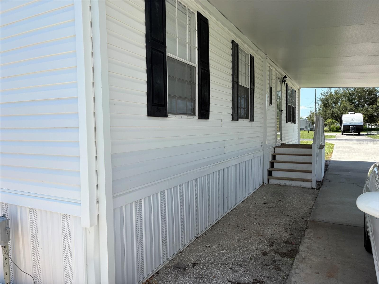 Manufactured Home at 29192 CRAWFORD AVE, PUNTA GORDA, photo 42 of 57