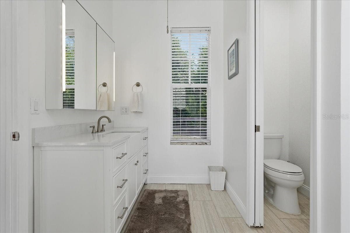 Separate water closet - 7014 JONES RD, ODESSA
