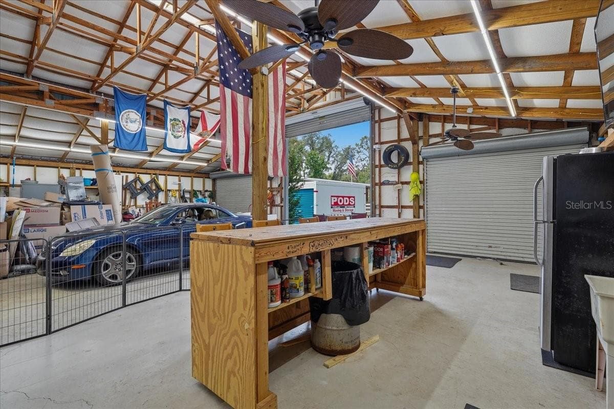 Rolling bar and barstools - 7014 JONES RD, ODESSA