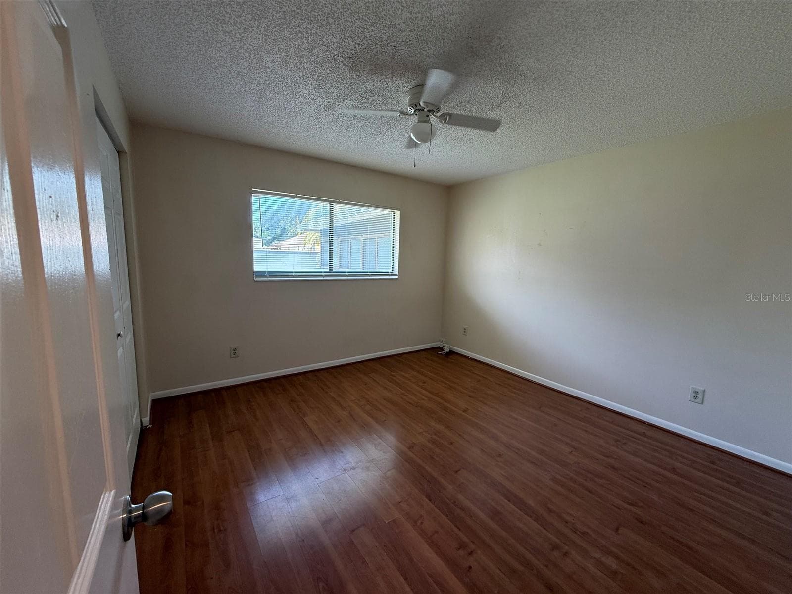 Guest room - 5130 70TH PL N, PINELLAS PARK