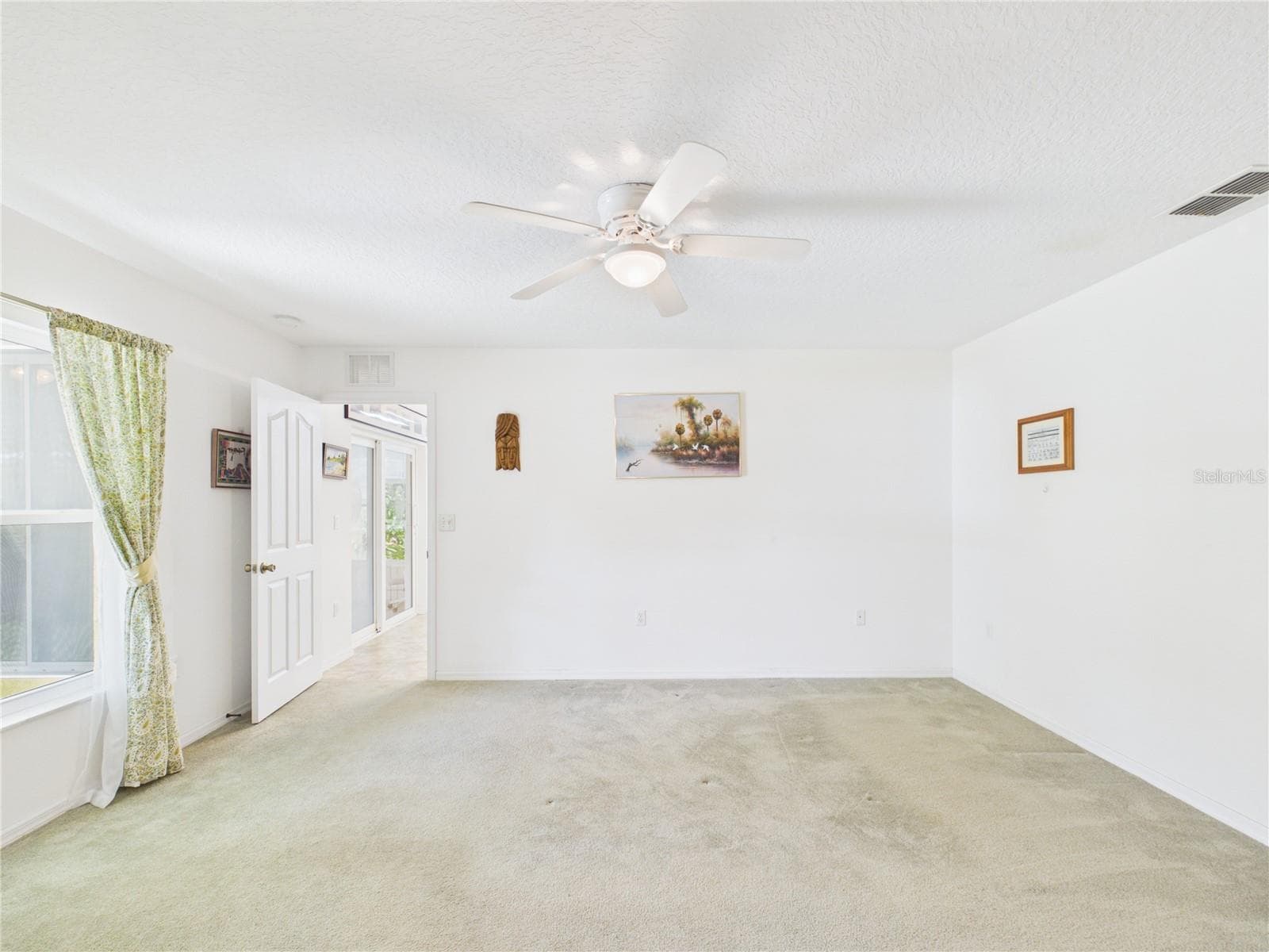 Single Family Residence at 11236 N RAIN PT, INGLIS, photo 17 of 67