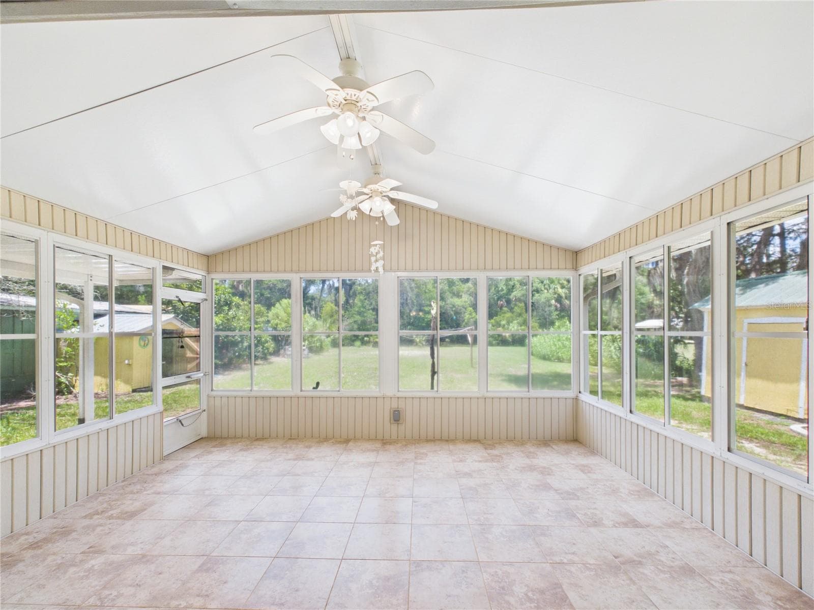Single Family Residence at 11236 N RAIN PT, INGLIS, photo 28 of 67
