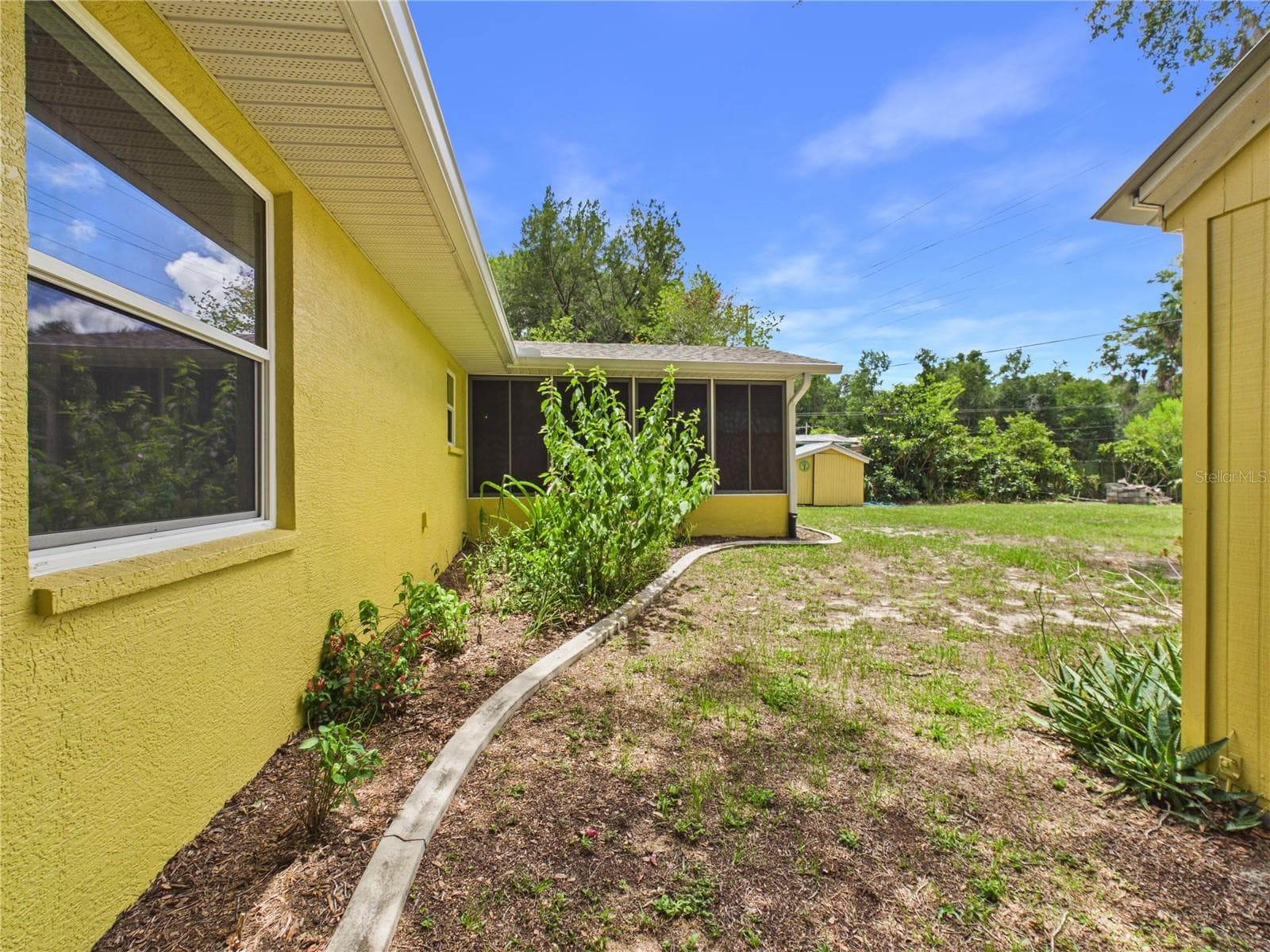 Single Family Residence at 11236 N RAIN PT, INGLIS, photo 45 of 67
