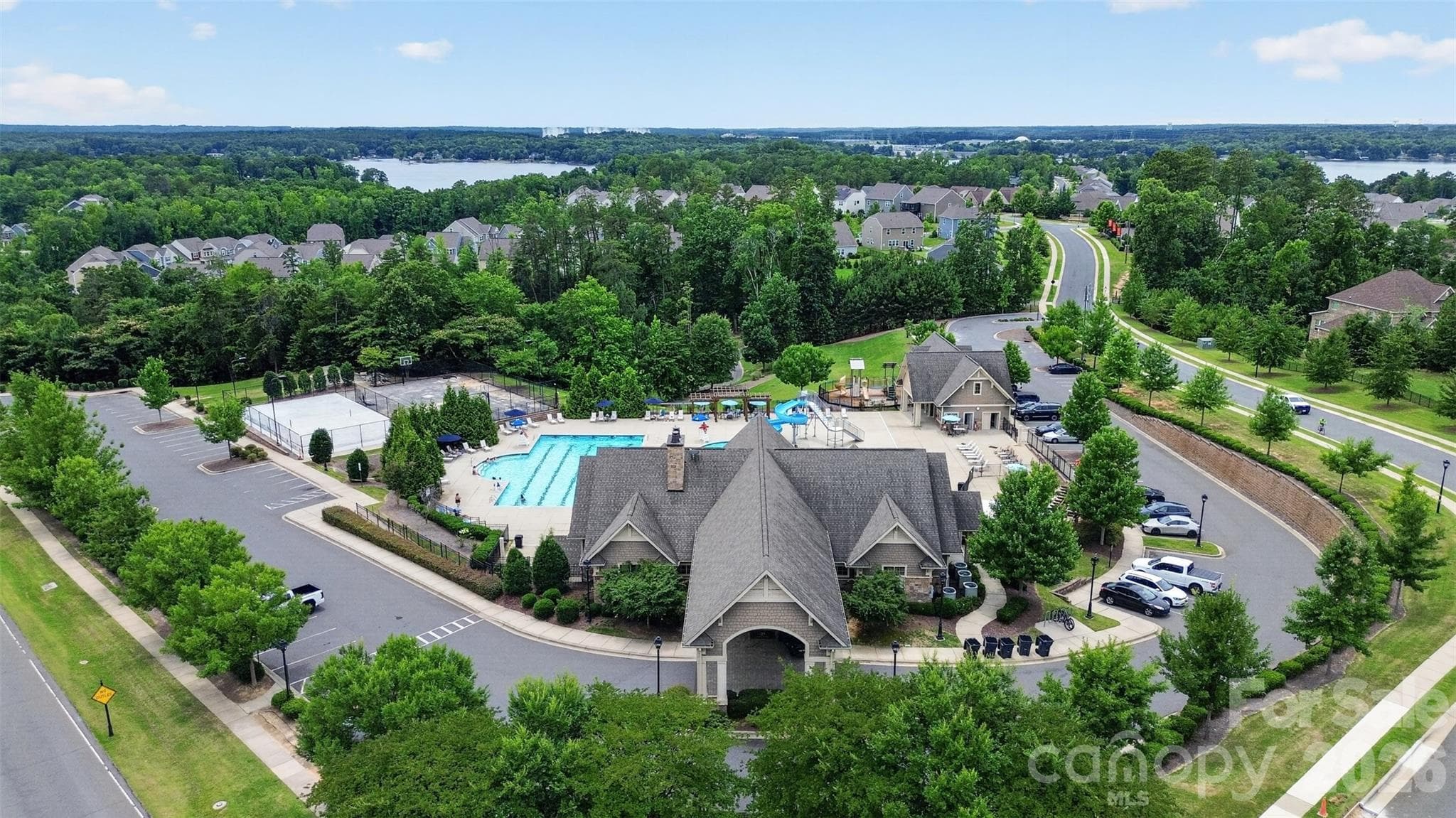 Community Amenities - 17504 Terryglass Lane, Charlotte