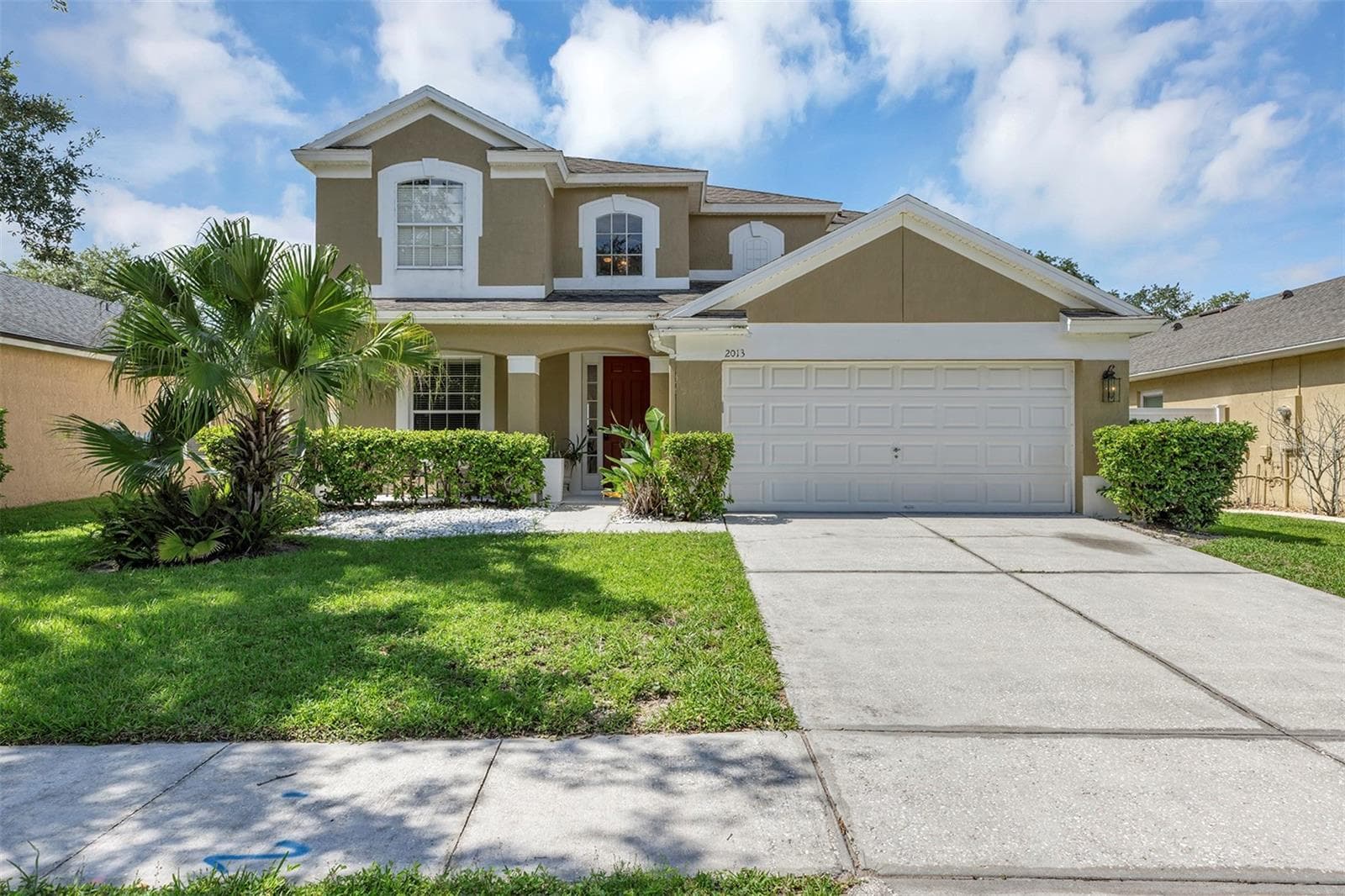 2013 CROSSVINE LN