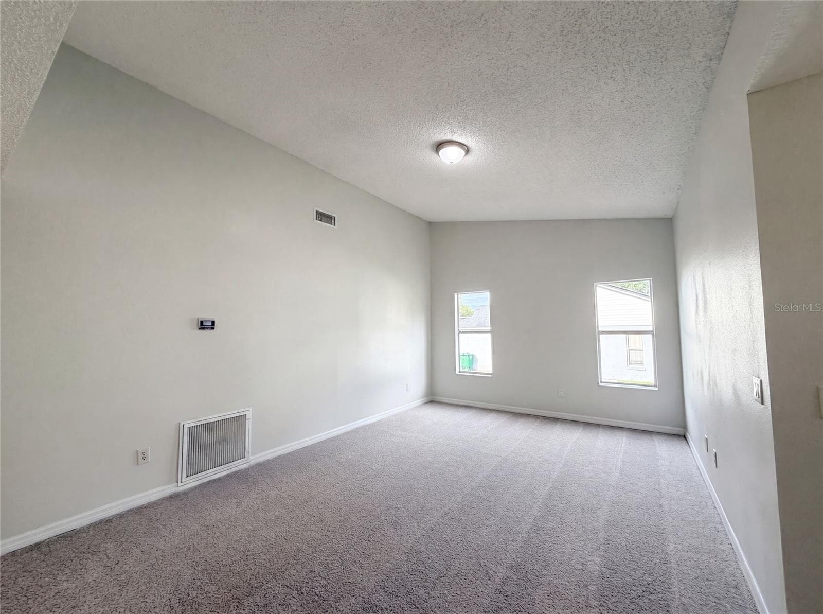 Single Family Residence at 3143 BOXELDER ST, DELTONA, photo 4 of 17