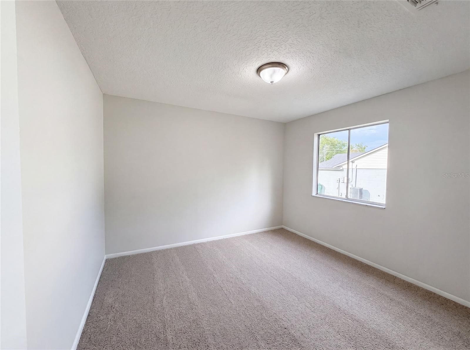 Single Family Residence at 3143 BOXELDER ST, DELTONA, photo 11 of 17