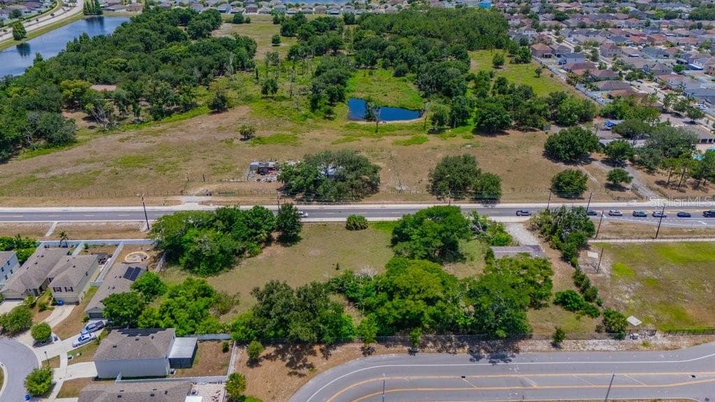 Single Family Residence at 10912 672 HWY, RIVERVIEW, photo 34 of 49