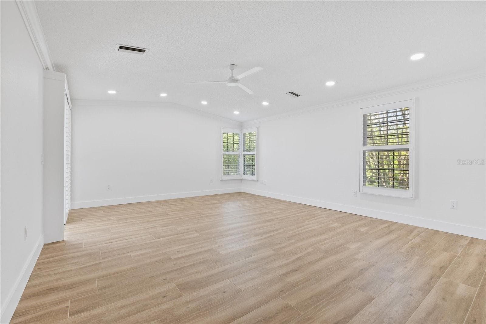 Primary en-suite bedroom - 5623 HULL CT, NEW PORT RICHEY
