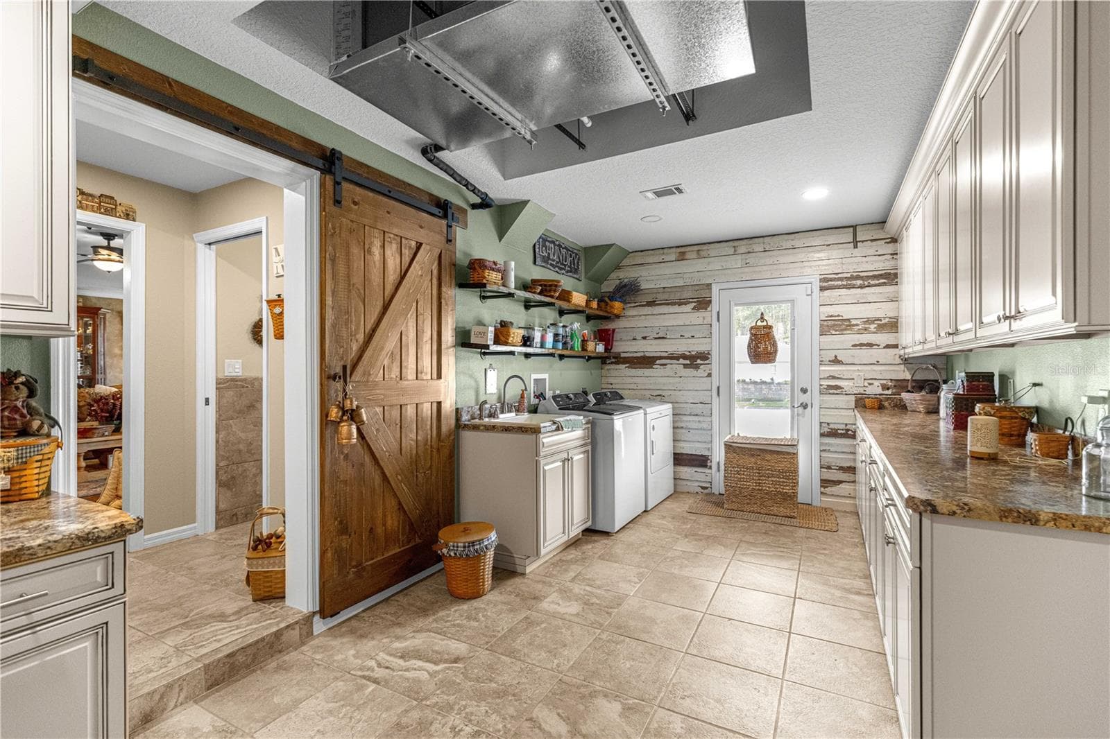 Laundry Room - 2616 SW 18TH AVE NE, OCALA