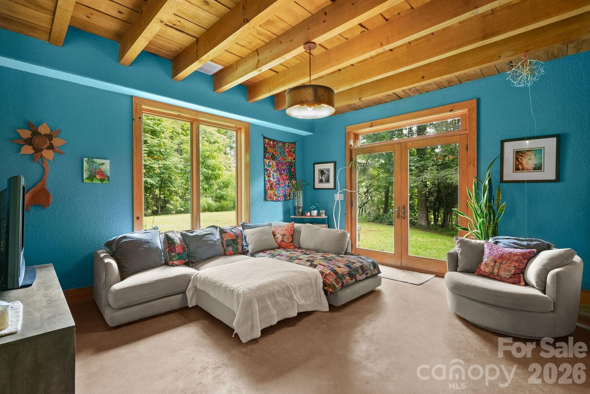 cosy up in the den - 24 Merriwood Trail, Arden