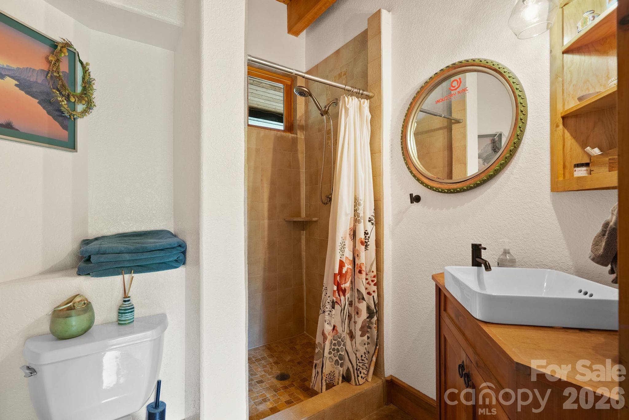 main level bath - 24 Merriwood Trail, Arden
