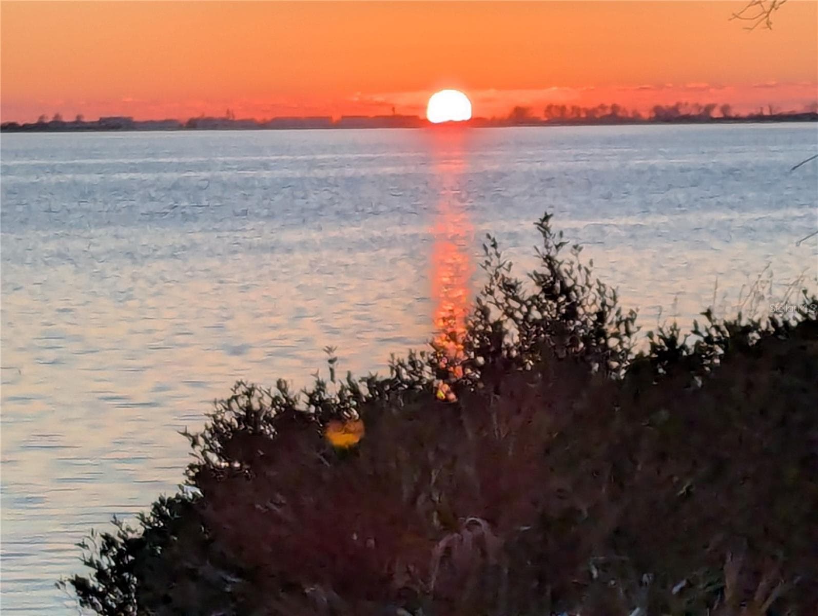 Sunsets are spectacular along our Beautiful, Award Winning West Coast Beaches. - 2008 CANAL DR #M3, BRADENTON