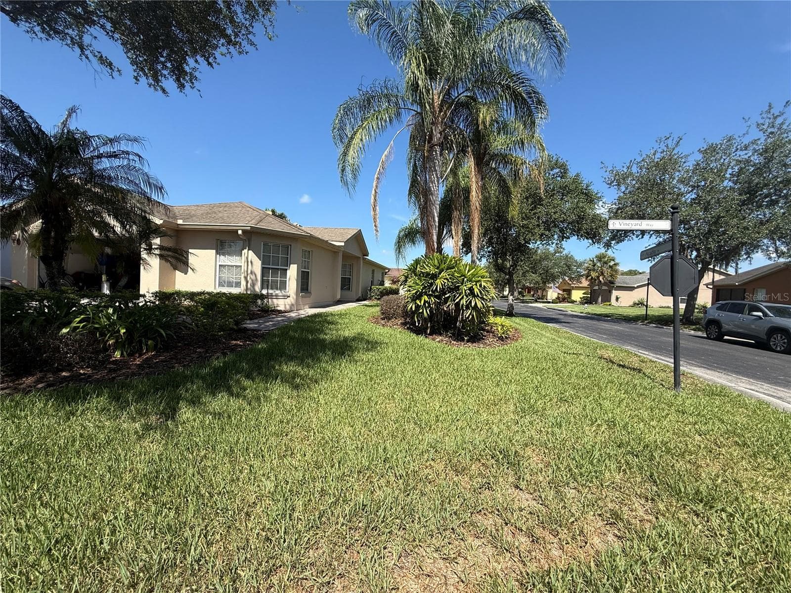 Single Family Residence at 674 VINEYARD WAY, POINCIANA, photo 9 of 27