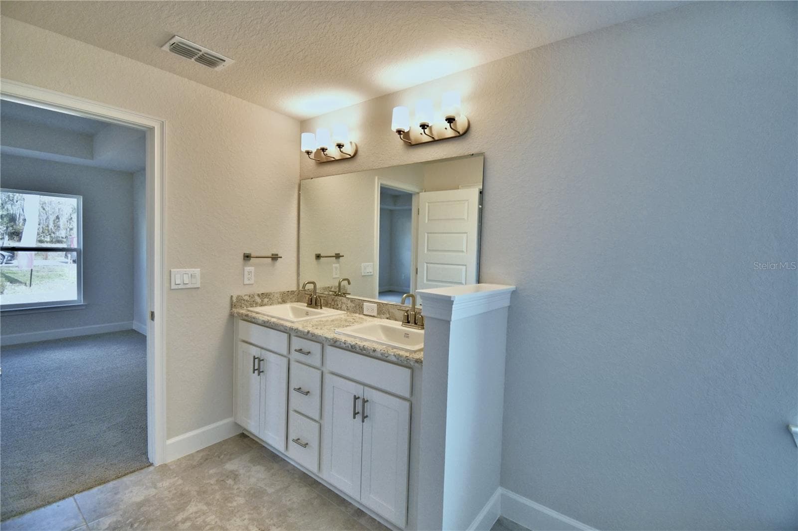 Single Family Residence at 4608 CALAMINT LN, AUBURNDALE, photo 40 of 49