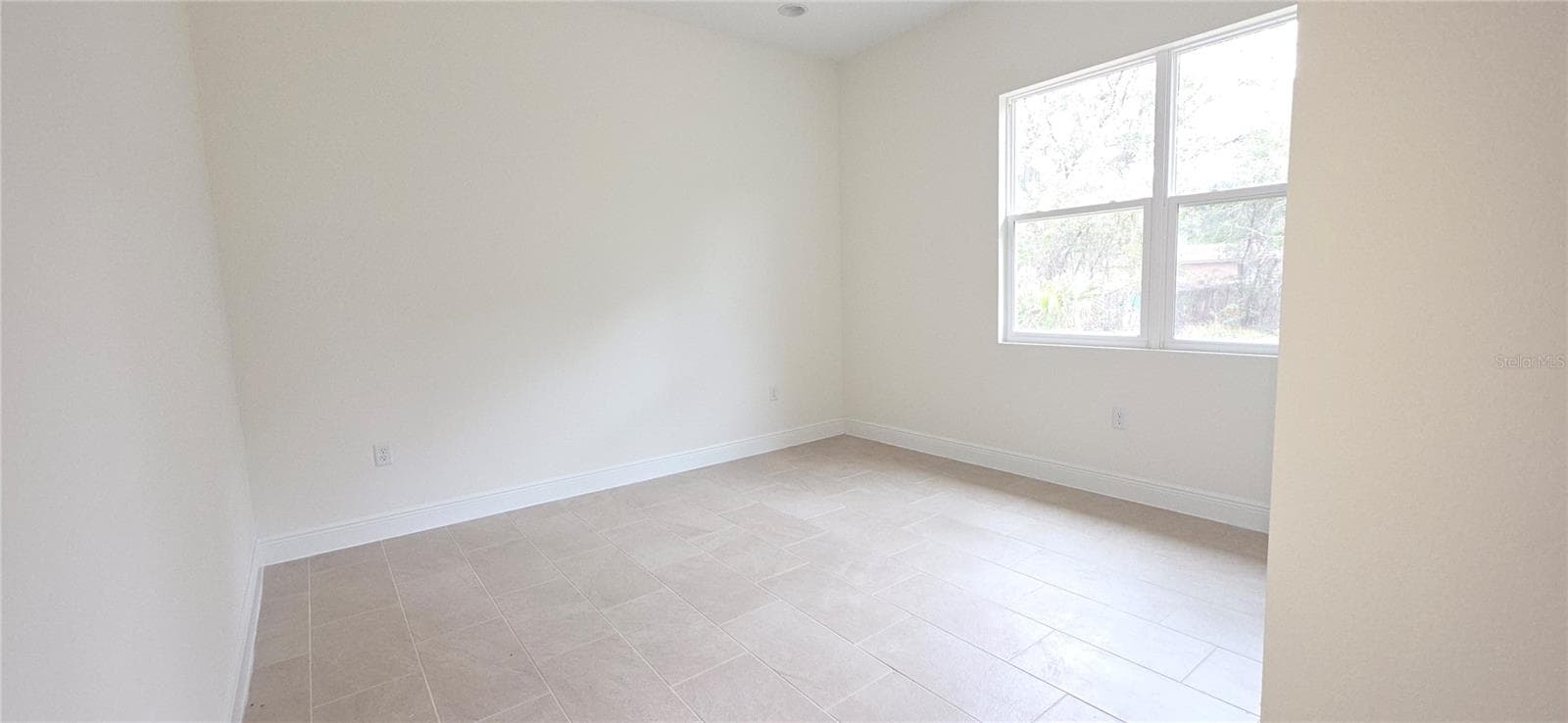 Single Family Residence at 1569 9TH AVE, DELAND, photo 9 of 43