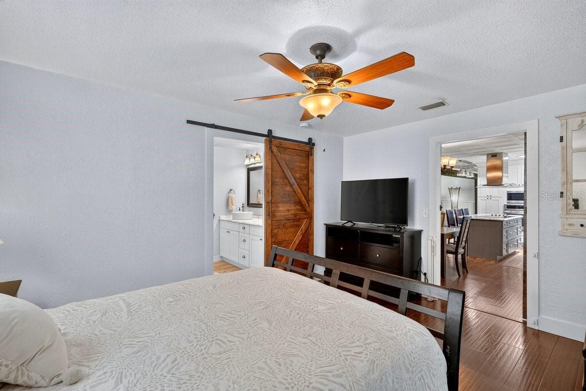 Single Family Residence at 2334 CITRUS AVE, SOUTH DAYTONA, photo 20 of 56