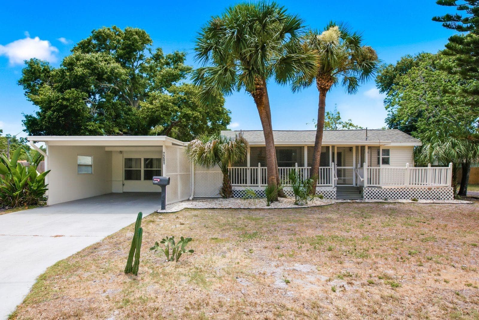 Single Family Residence at 7201 5TH AVE N, ST PETERSBURG, photo 2 of 39