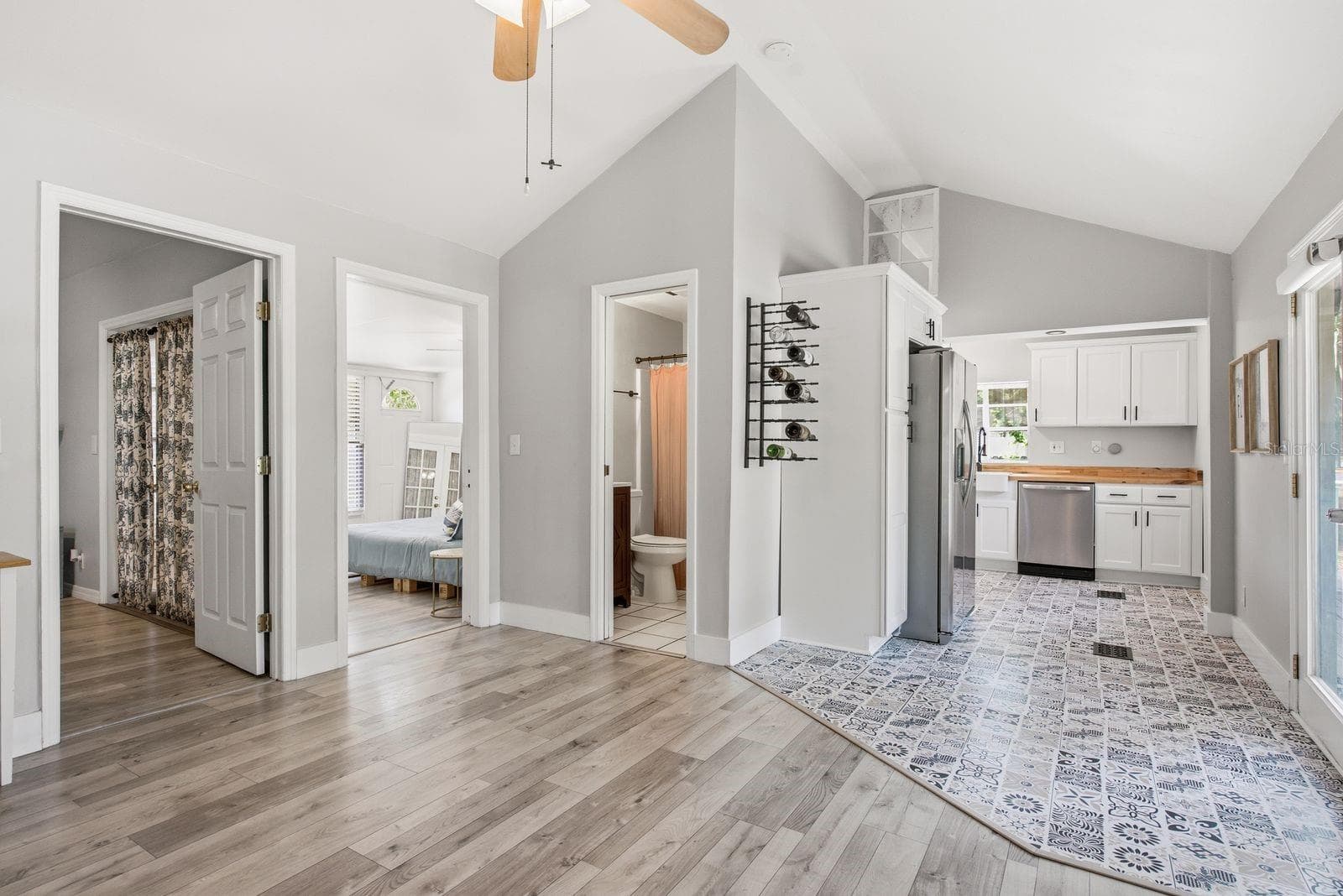 Single Family Residence at 7201 5TH AVE N, ST PETERSBURG, photo 15 of 39
