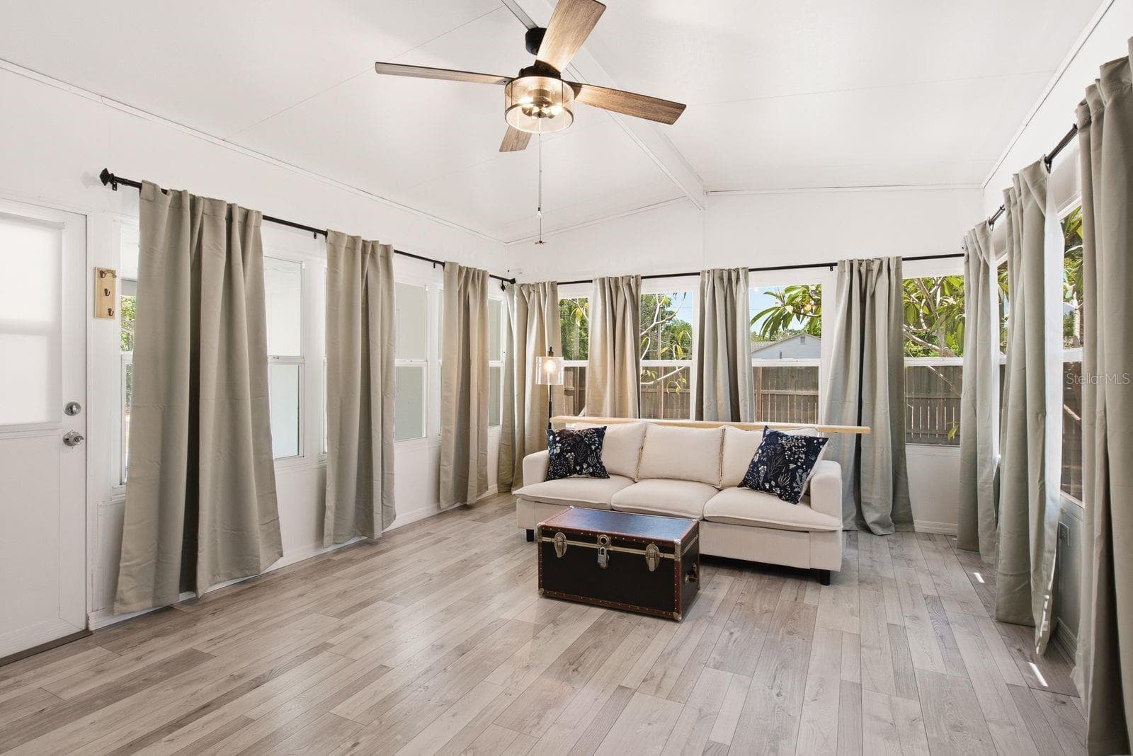 Single Family Residence at 7201 5TH AVE N, ST PETERSBURG, photo 19 of 39
