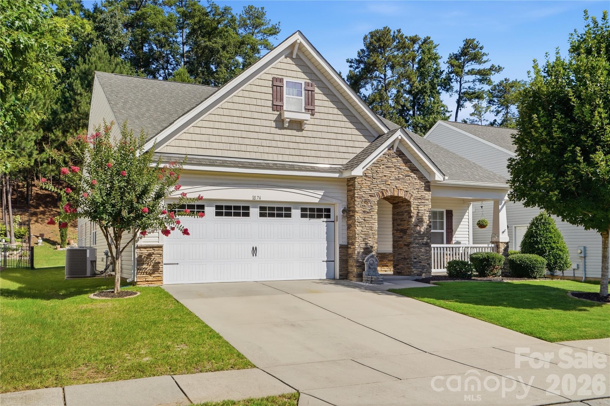 Single Family Residence at Tega Cay, photo 4 of 46