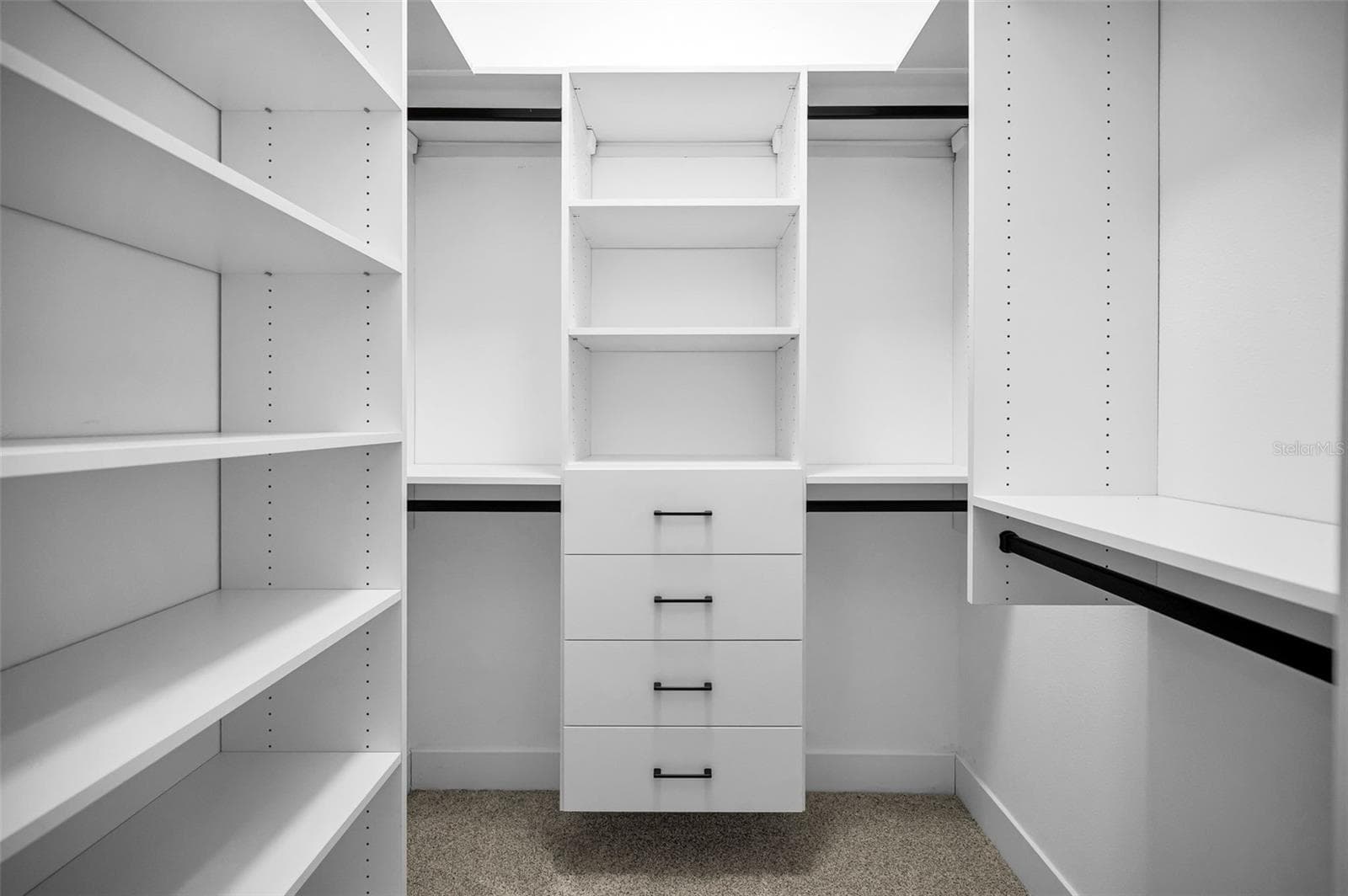 Designer Closets - 1629 SALMONBERRY ST, WESLEY CHAPEL