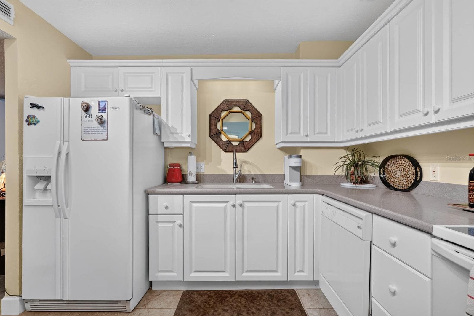 Condominium at 925 N HALIFAX AVE #403, DAYTONA BEACH, photo 13 of 56