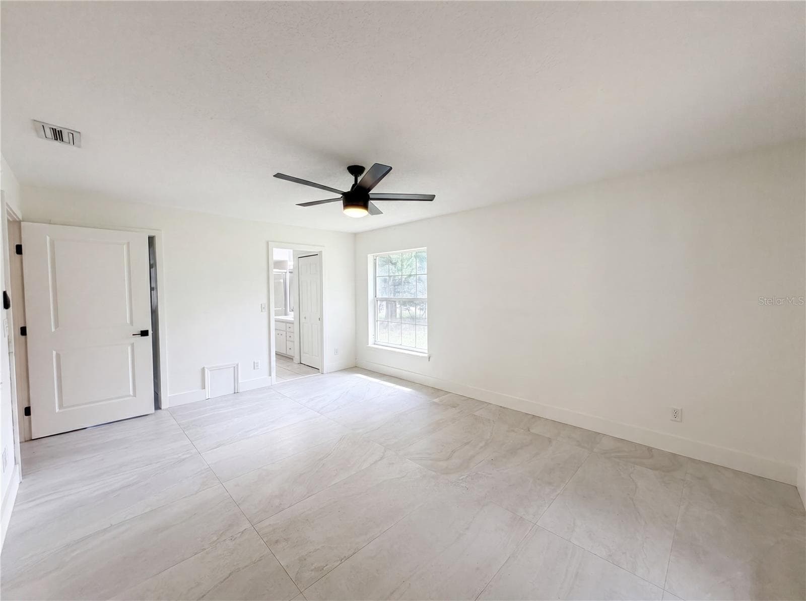 Single Family Residence at 11200 ROSEHILL DR, CLERMONT, photo 12 of 24