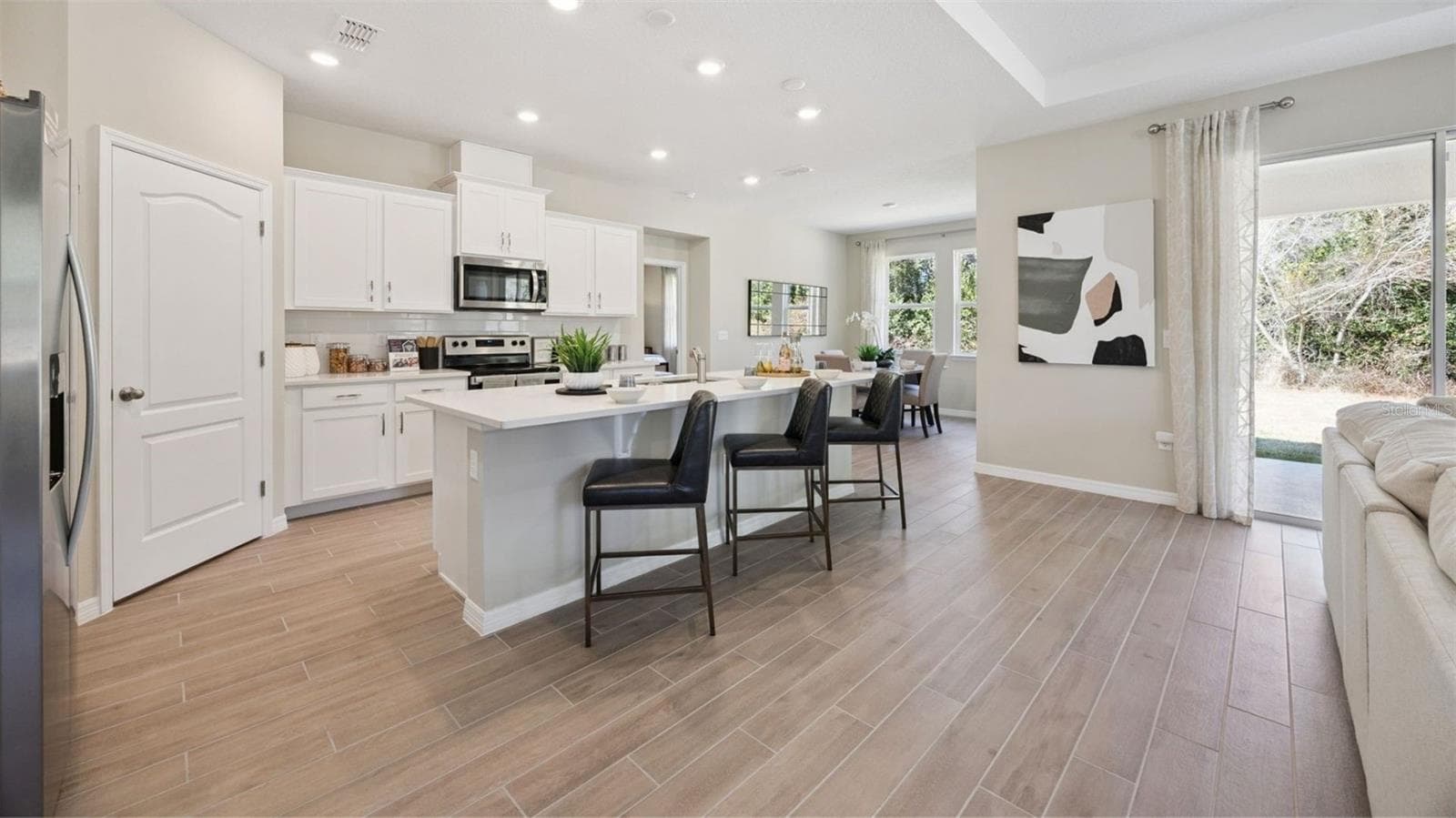 Single Family Residence at 3050 KINGSMAN TRL, ORMOND BEACH, photo 9 of 71