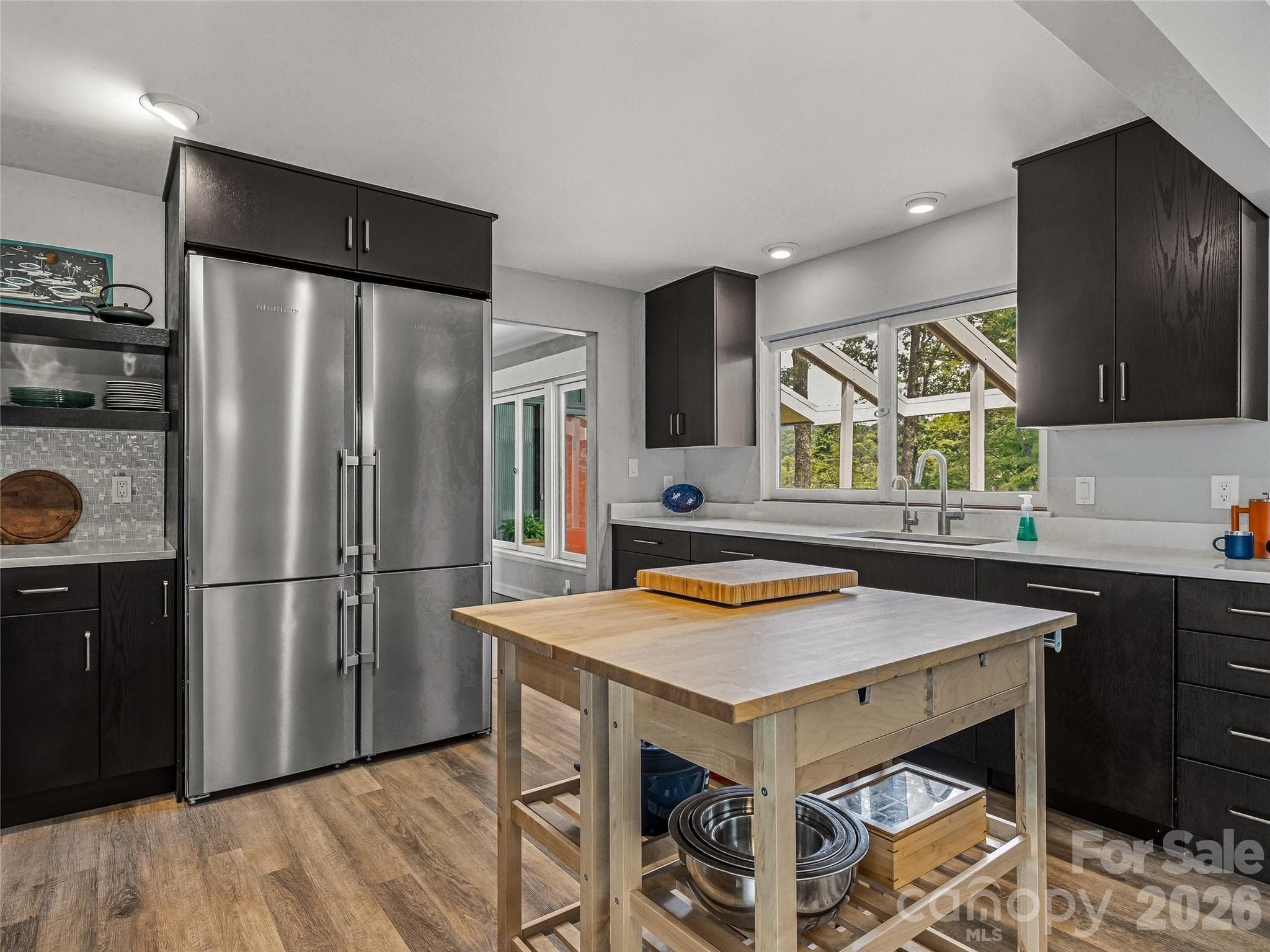 Single Family Residence at 4 Kent Place, Asheville, photo 18 of 48