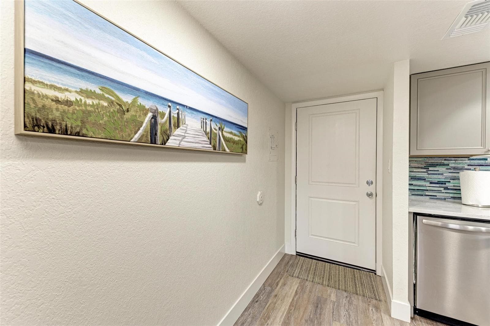 Condominium at 6470 HOLLYWOOD BLVD #307, SARASOTA, photo 9 of 44