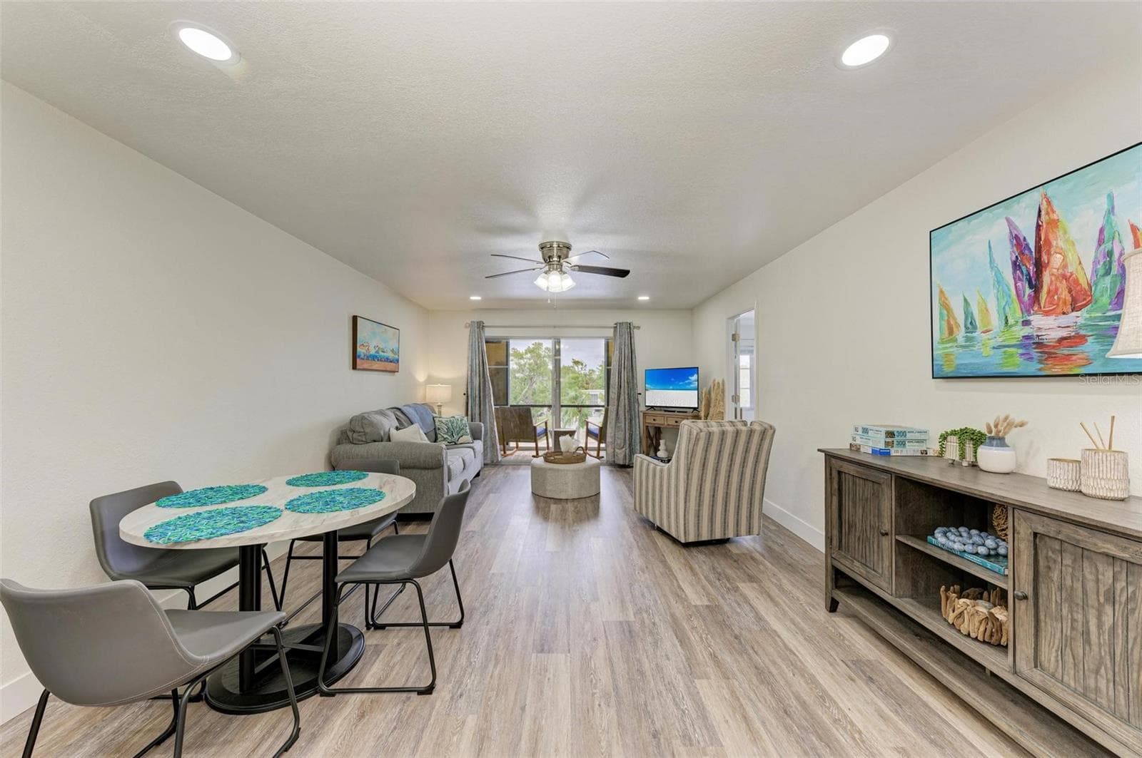 Condominium at 6470 HOLLYWOOD BLVD #307, SARASOTA, photo 15 of 44