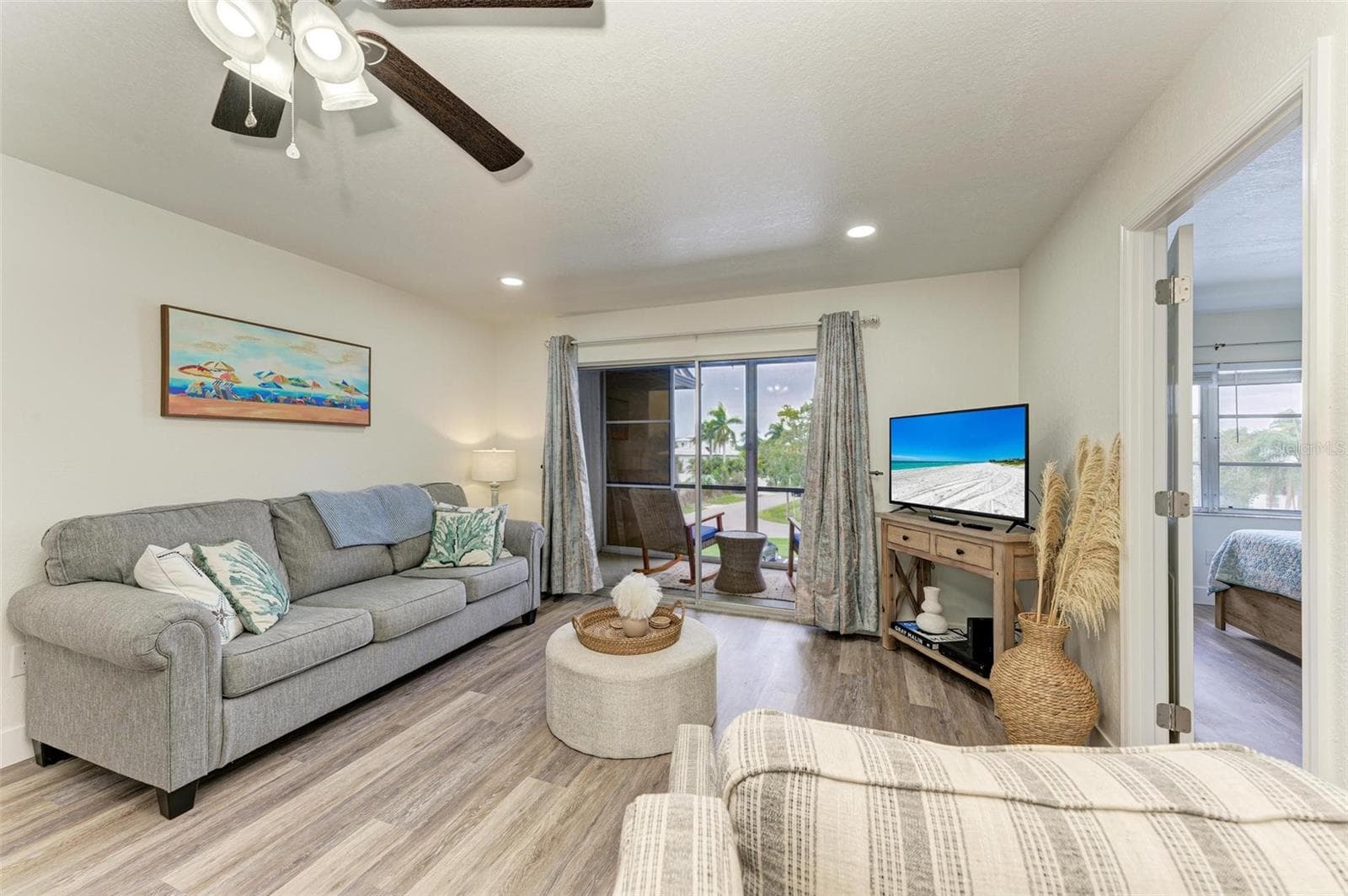 Condominium at 6470 HOLLYWOOD BLVD #307, SARASOTA, photo 19 of 44