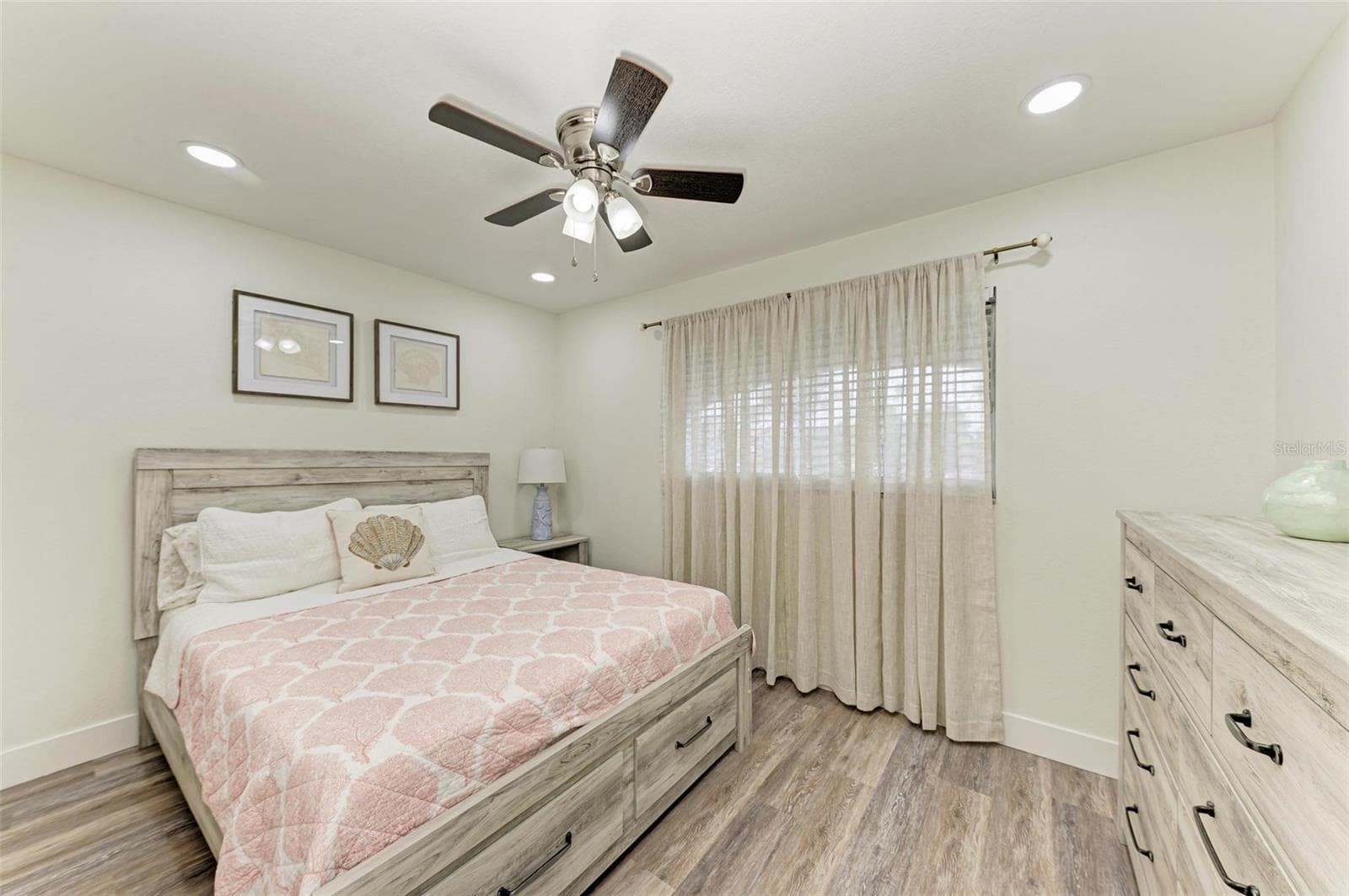 Condominium at 6470 HOLLYWOOD BLVD #307, SARASOTA, photo 28 of 44